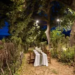 Exclusive In An 1800s Frescoed With Historic Park - Mastrangelo * Colli del Tronto