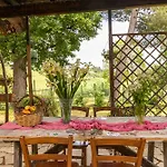 Exclusive In An 1800s Frescoed With Historic Park - Mastrangelo בית נופש
