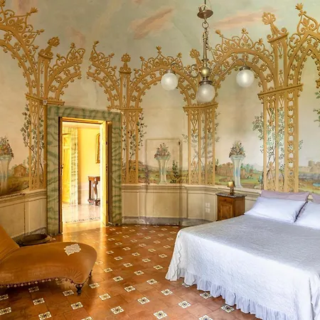 Exclusive Apartment-1844s Frescoes- Centuries Old Park- Peacocks- Mastrangelo 度假居 库里德尔特伦托