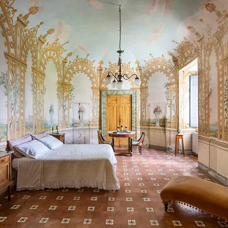 Entire Private Floor In An 1800s Frescoed With Historic Park - Mastrangelo Colli del Tronto