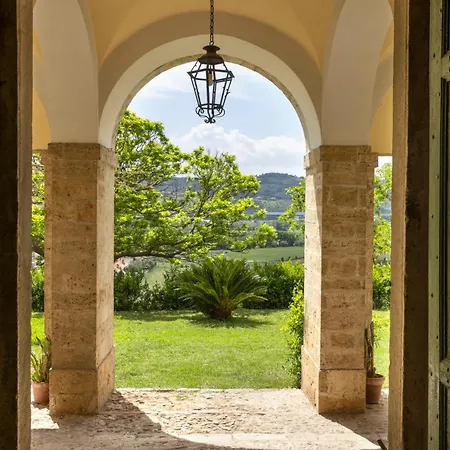 Exclusive In An 1800s Frescoed With Historic Park - Mastrangelo